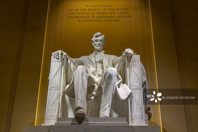 美国，北美，华盛顿特区，林肯纪念堂内的林肯雕像图片素材