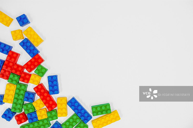 彩色塑料玩具砖块背景图片素材