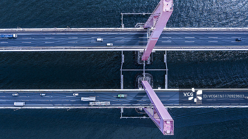一座横跨大海的桥图片素材