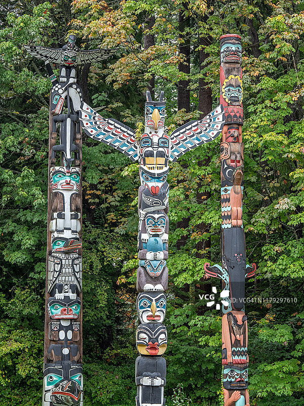 加拿大温哥华斯坦利公园的图腾柱图片素材