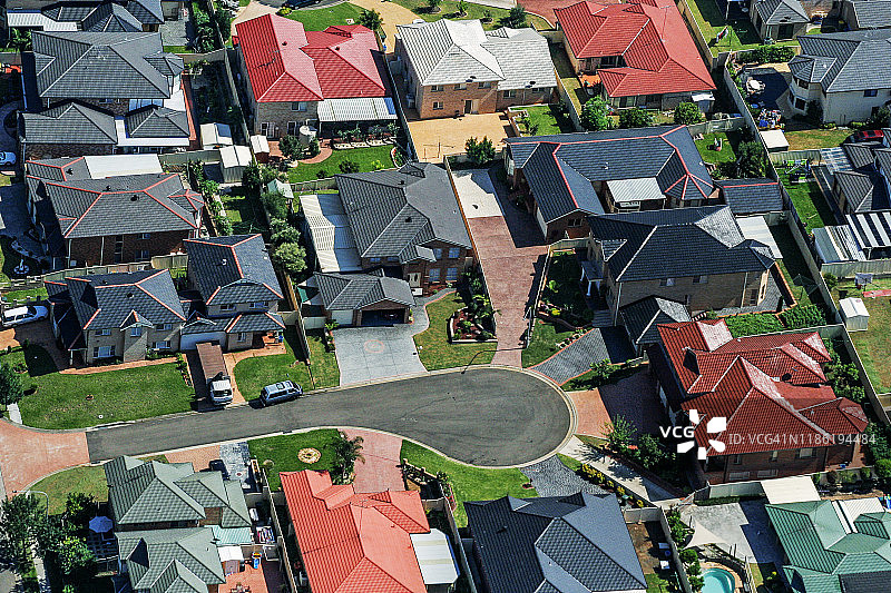 澳大利亚悉尼郊区五颜六色的房子，郊区街道，城市扩张，城市生活，航空摄影图片素材