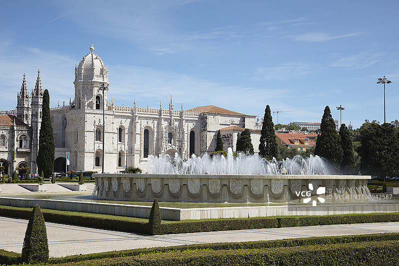 在葡萄牙里斯本的Mosteiro Dos Jeronimos饮水机图片素材
