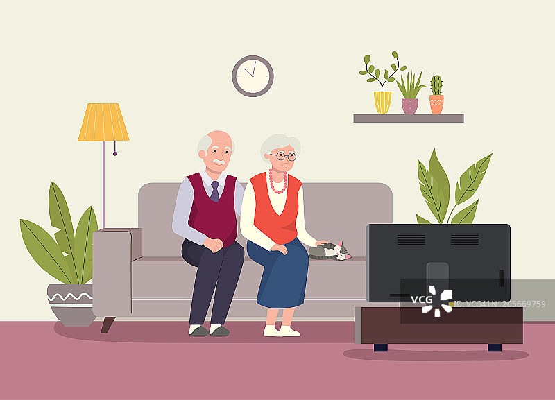 奶奶、爷爷和猫坐在沙发上看电视。矢量平面插图图片素材
