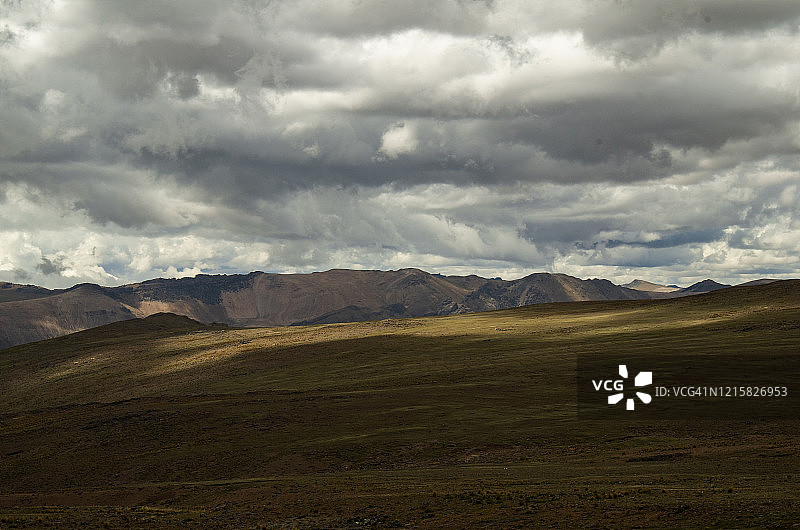 安第斯山脉的风景图片素材