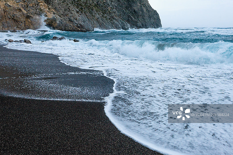 圣托里尼岛的佩里萨黑沙滩图片素材
