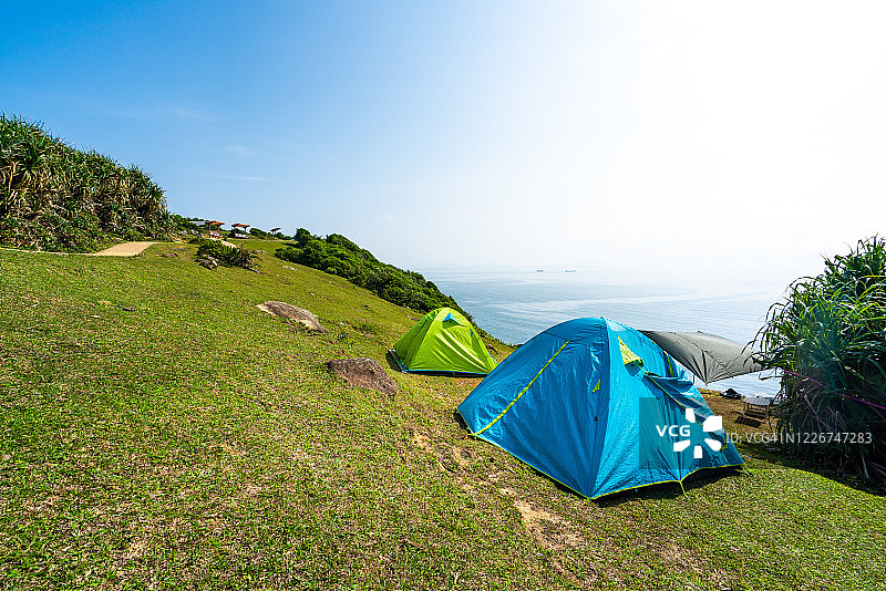 香港草岛的露营帐篷图片素材