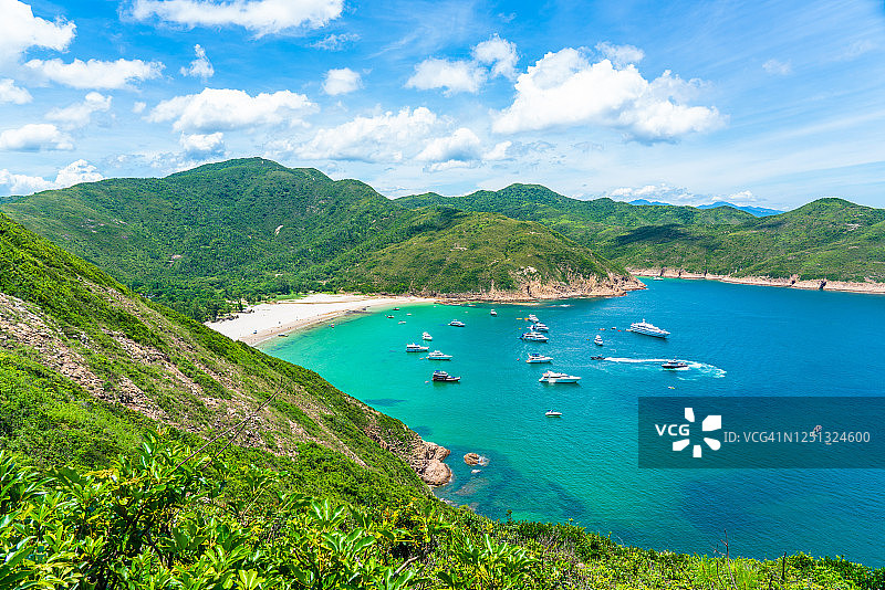 香港西贡东郊野公园浪鼓海滩全景图片素材