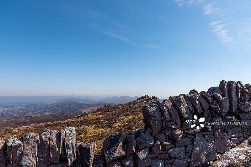 彭特兰丘陵的山脊步道，苏格兰图片素材