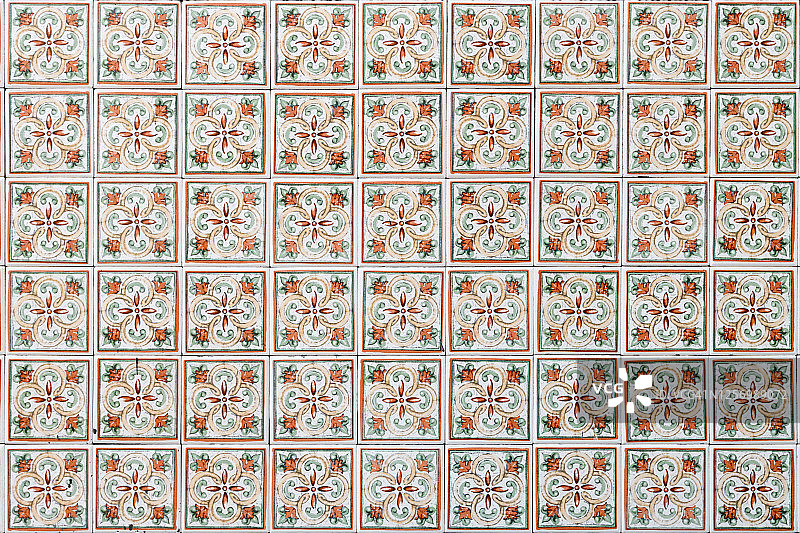 全框拍摄的传统瓷砖墙在槟城图片素材