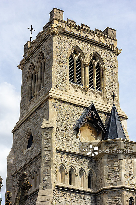 圣三位一体教堂和圣巴纳巴斯二世教堂在卡姆登，伦敦图片素材