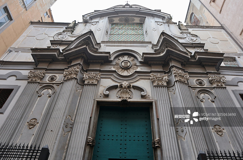 那不勒斯- Façade的老耶稣教堂图片素材