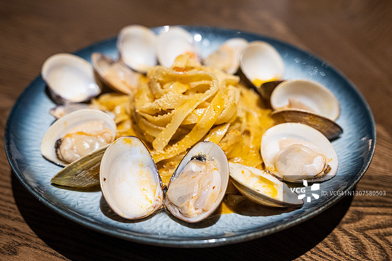 意大利海鲜蛤蜊意大利面，黄豆意大利面图片素材