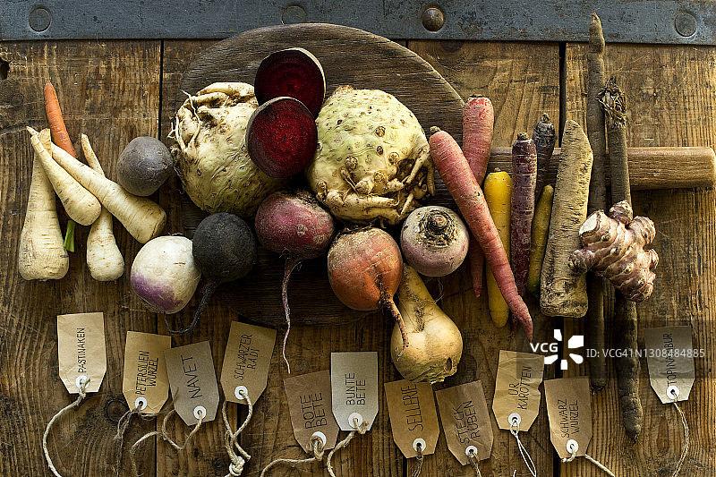 冬季蔬菜在乡村木制背景图片素材