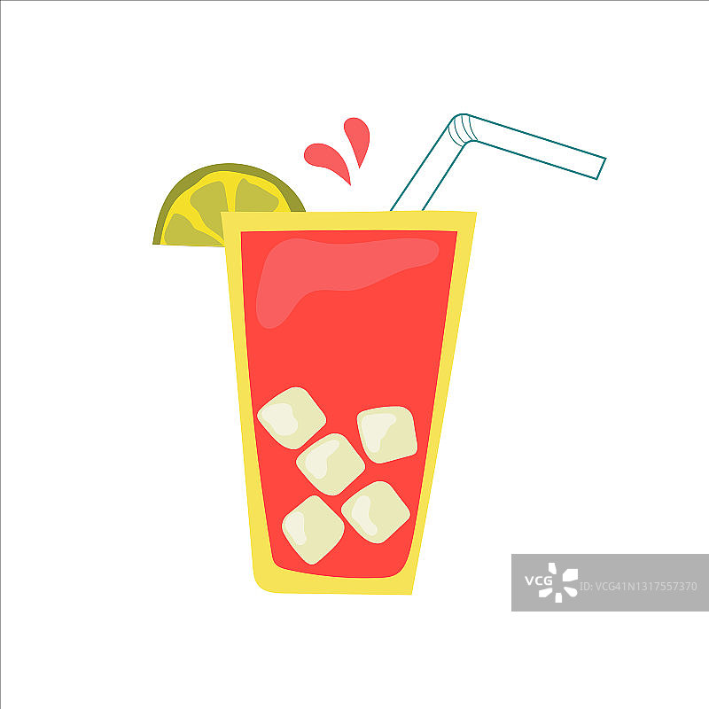 鸡尾酒在玻璃杯中，加一根吸管，一片酸橙和冰块。夏天,酒吧的概念。图片素材