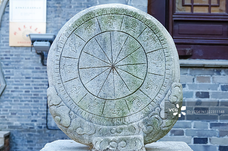 日晷，中国古代的计时仪器图片素材