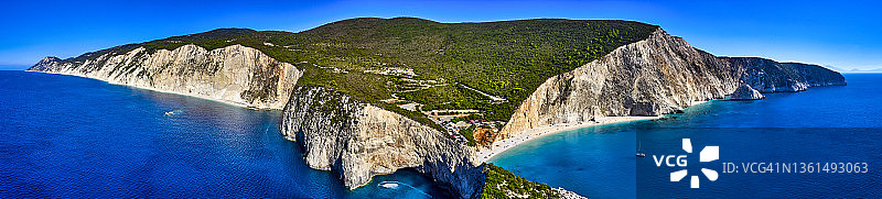 希腊Lefkada岛的Porto Katsiki海滩图片素材