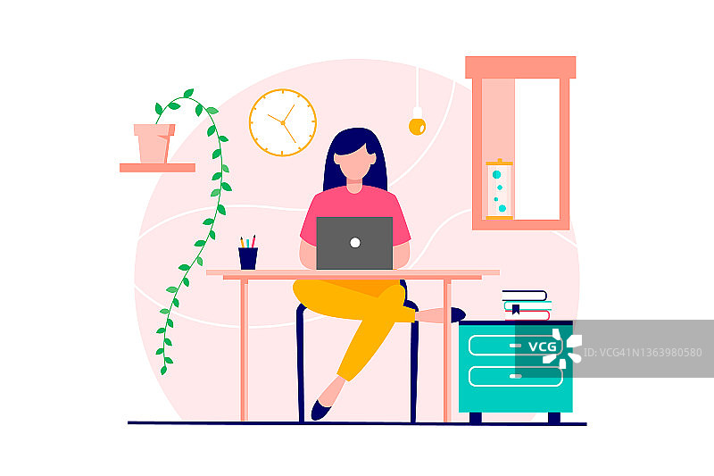 坐在电脑前的女人。远程工作的概念，在家工作，上课。插图。孤立在一个白色的背景。图片素材