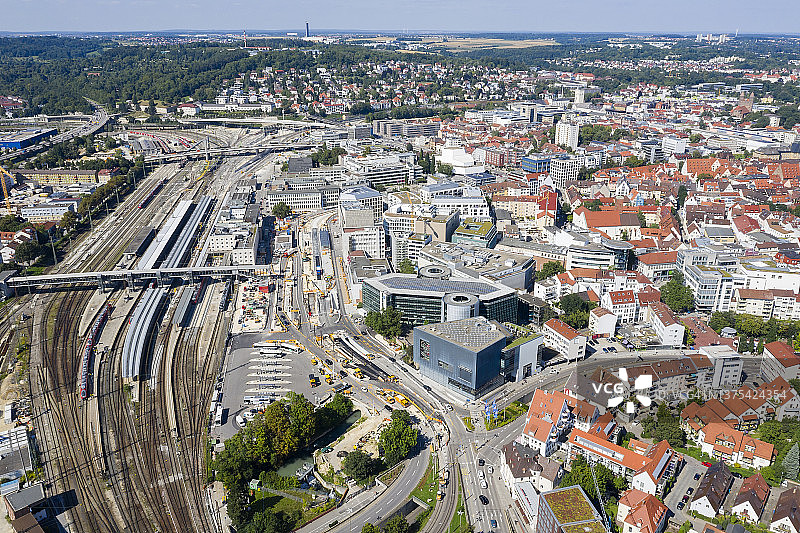 巴登符腾堡州乌尔姆火车站的鸟瞰图图片素材