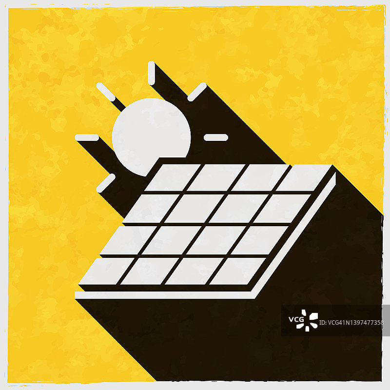 太阳能电池板与太阳。图标与长阴影的纹理黄色背景图片素材