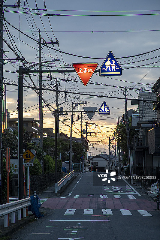 落坂山顶黄昏，水道-横滨图片素材