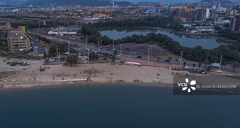 无人机拍摄的Cerro el Morro，丽都海滩，Los Canales海滩和Lechería市的照片(俯视图)。图片素材