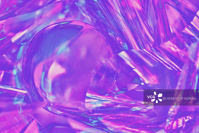摘要三维玻璃球、水晶球上空灵的霓虹灯紫、粉、蓝全息背景图片素材