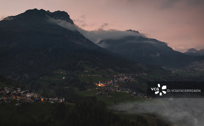Gebirgslandschaft, Sudtirol图片素材