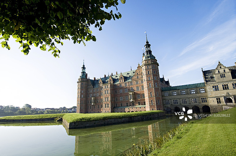 丹麦赫勒ød，腓特烈堡城堡和花园。图片素材