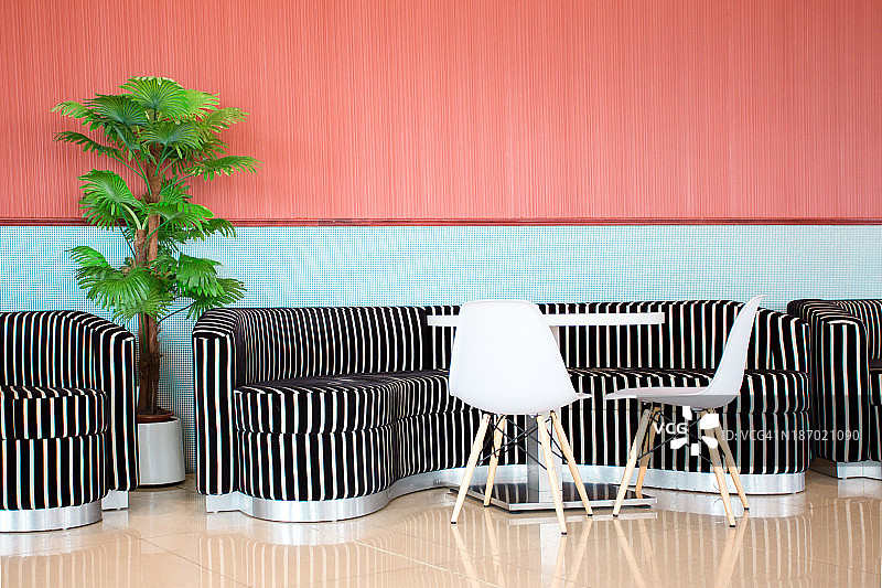 现代色彩缤纷的咖啡馆图片素材