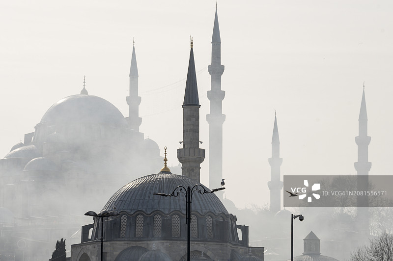 土耳其伊斯坦布尔的宣礼塔图片素材
