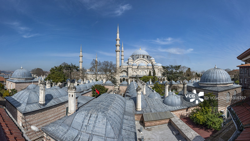 土耳其伊斯坦布尔的苏莱曼清真寺建筑群图片素材