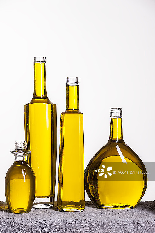 五瓶橄榄油图片素材