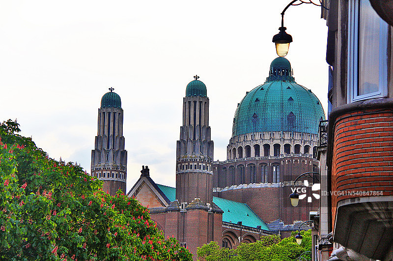 圣心大教堂，位于布鲁塞尔(布鲁塞尔)图片素材