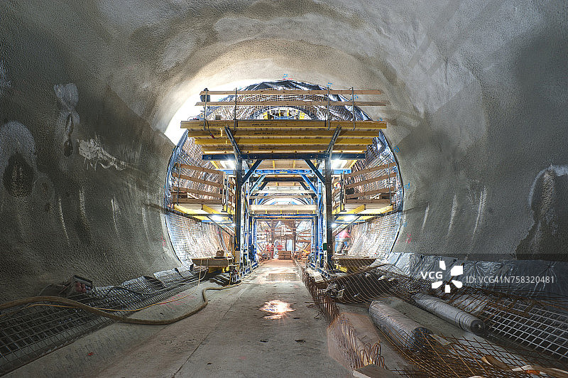 地铁隧道的施工现场图片素材