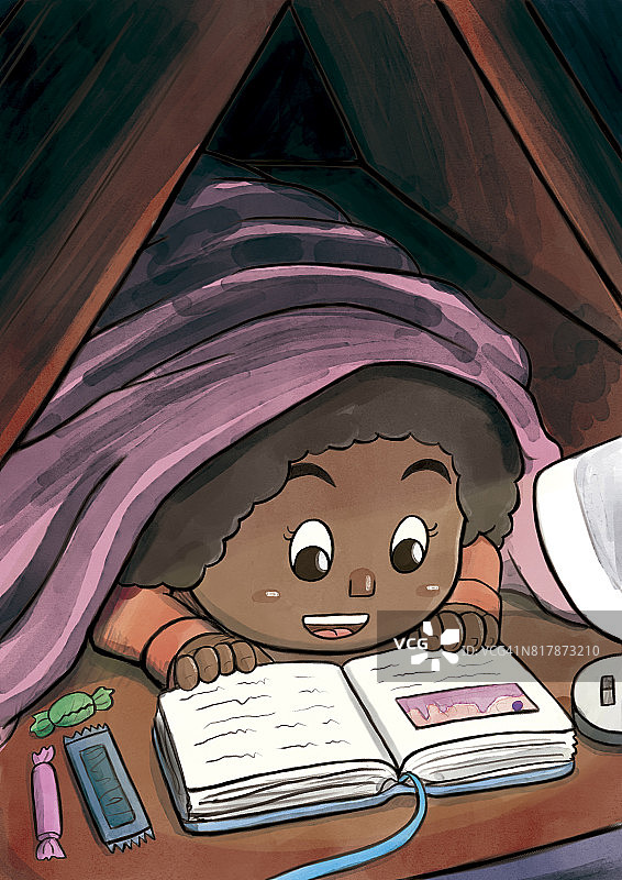 躲在毯子下看图画书的孩子(黑女孩)图片素材