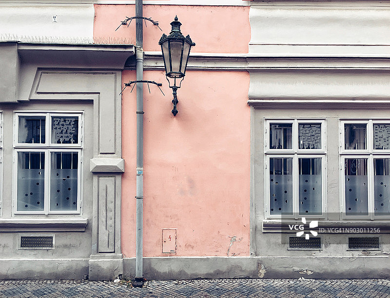 布拉格古城历史中心的鹅卵石街道图片素材