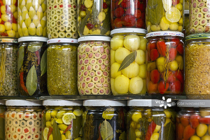 马拉喀什出售的柠檬、橄榄和泡菜图片素材