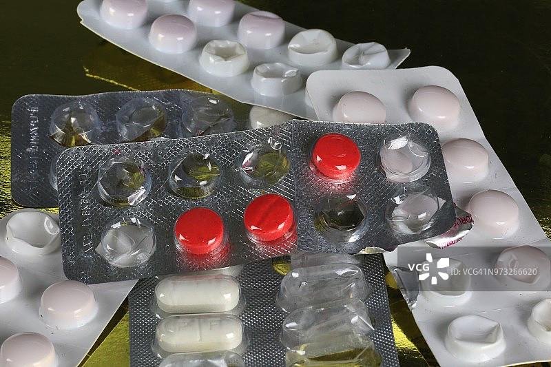 泡罩包装的各种药物图片素材