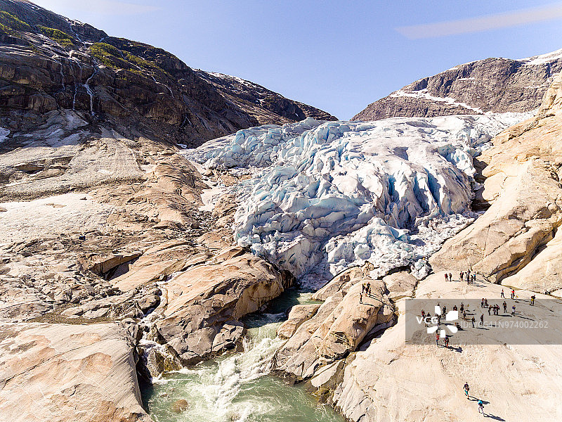 挪威Nigardsvatnet Jostedalsbreen国家公园内Nigardsvatnet冰川的无人机图片素材