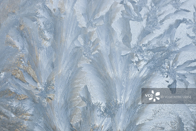 美国华盛顿州萨马米什汽车车窗上的冰设计图片素材