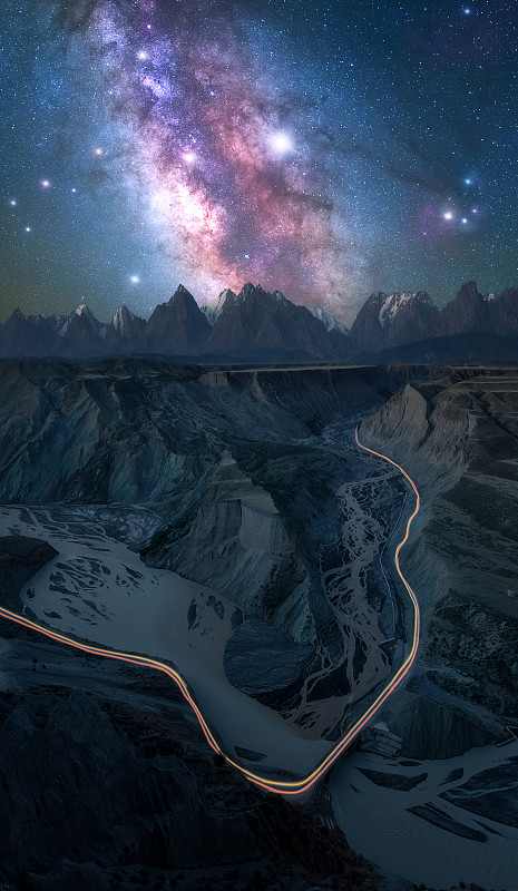 安集海大峡谷星空图片下载