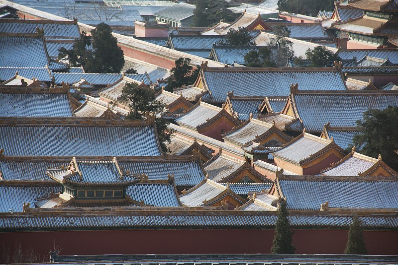 紫禁城屋顶上的雪。图片下载
