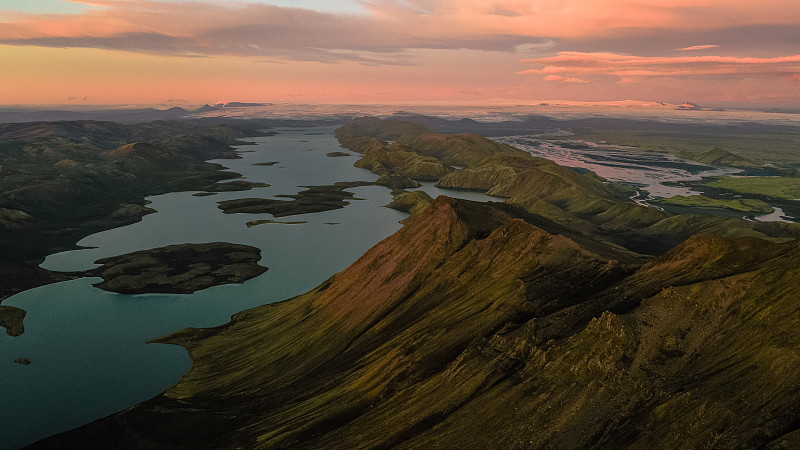 高角度的河流，维斯曼内亚，冰岛图片下载