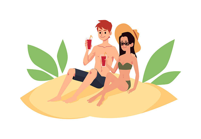一对夫妇在海滩上享受暑假图片素材