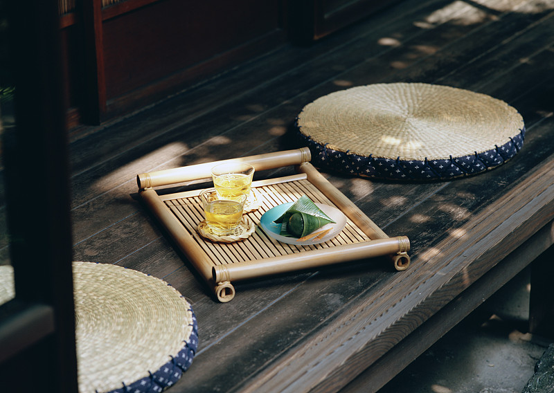 冷茶和日本甜图片素材