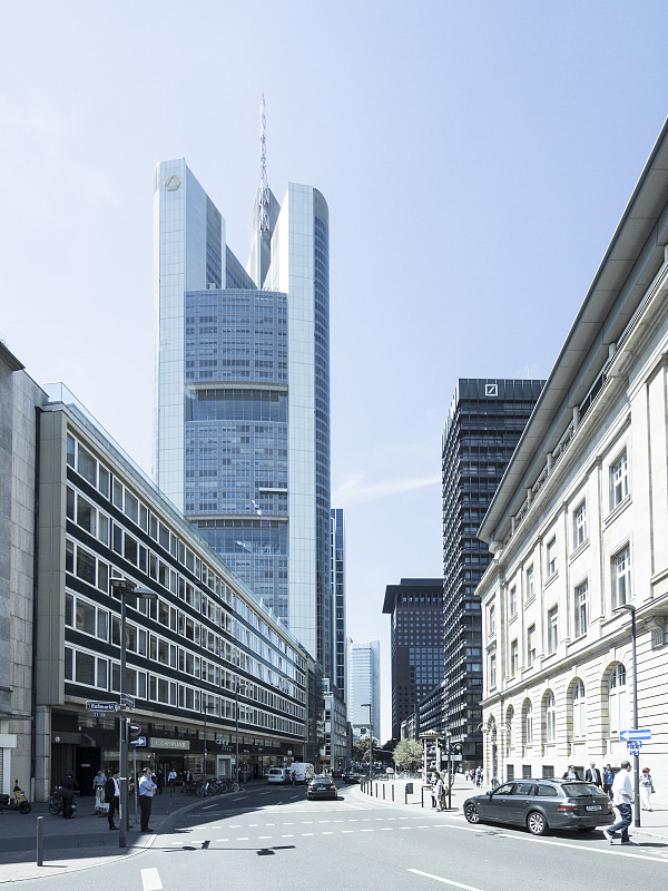 德国，黑塞，法兰克福，德国商业银行大厦，从Rossmarkt观景图片下载