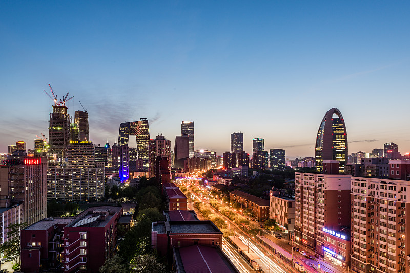 黄昏时分俯瞰北京CBD区域图片下载