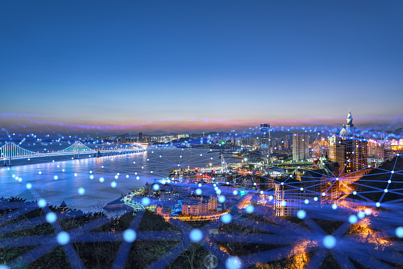 藍色網格線的城市天際線图片下载