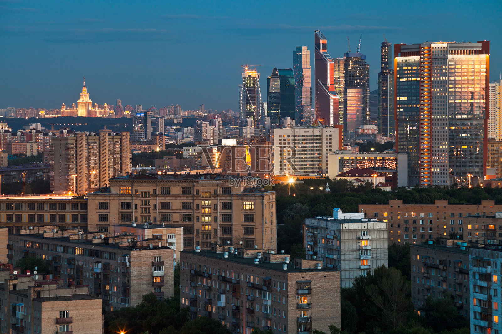 莫斯科城的蓝色暮色照片摄影图片