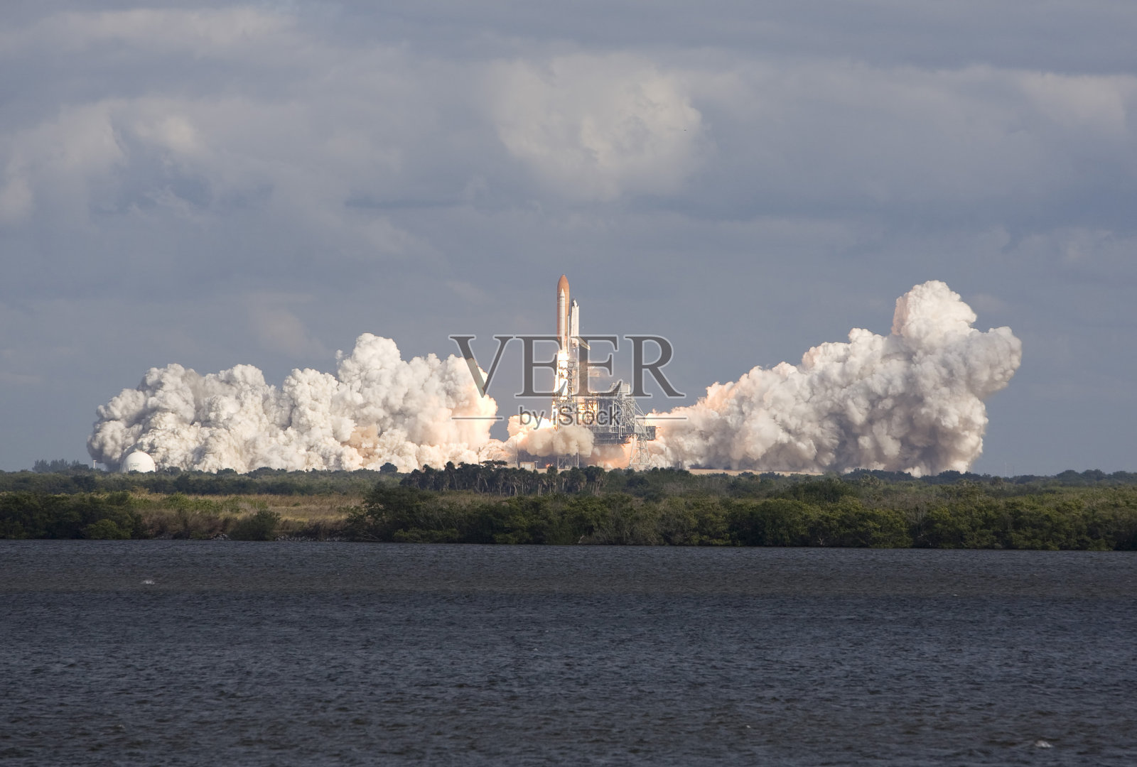 NASA STS-129航天飞机发射照片摄影图片
